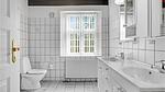 bathroom - Ferienhaus für 14 Personen (300 m²) in Højer - Top-Hundeurlaub