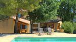 Außenseite Ferienhaus [Sommer] - Ferienhaus für 9 Personen (220 m²) in Saignon - Top-Hundeurlaub