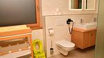 Badezimmer - Ferienwohnung für 12 Personen (127 m²) in Brixen im Thale - Top-Hundeurlaub