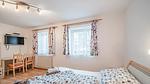 Schlafzimmer - Ferienwohnung für 11 Personen (100 m²) in Wald im Pinzgau - Top-Hundeurlaub