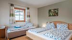 Schlafzimmer - Ferienwohnung für 11 Personen (100 m²) in Wald im Pinzgau - Top-Hundeurlaub