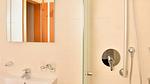 Badezimmer - Ferienwohnung für 14 Personen (151 m²) in Brixen im Thale - Top-Hundeurlaub