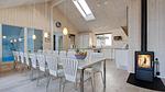 living-dining-room - Ferienhaus für 16 Personen (231 m²) in Glesborg - Top-Hundeurlaub