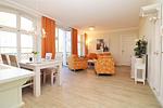 Wohnzimmer - Jagdschloß zu Hohen Niendorf Fewo 10 - Top-Hundeurlaub