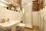 Badezimmer - Ostseeresidenz Appartements Wischuer Fewo 15 - Top-Hundeurlaub