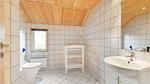 bathroom - Ferienhaus für 8 Personen (127 m²) in Oksbøl - Top-Hundeurlaub