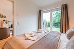 Schlafzimmer - Residenz Seestern WE 10 "Gartenlounge" - Top-Hundeurlaub