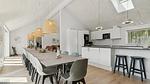 living-dining-room - Ferienhaus für 26 Personen (353 m²) in Glesborg - Top-Hundeurlaub