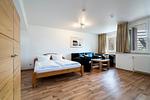 Wohnzimmer - Ferienwohnung Nr. 27a - Top-Hundeurlaub