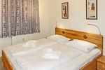 Schlafzimmer - Wohnung 024 - Top-Hundeurlaub