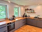 Hochwertige Küche mit Naturblick in Villa Bergsmåla - Villa Bergsmåla - Top-Hundeurlaub