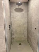 Moderne Dusche im Badezimmer der Villa Bergsmåla - Villa Bergsmåla - Top-Hundeurlaub