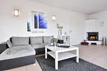 Wohnzimmer - Villa Kaja Wohnung Achterland - Top-Hundeurlaub