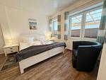 Schlafzimmer - Mien Hus, Wohnung 1 - Top-Hundeurlaub