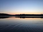 Sonnenuntergang am See Yasjön in Südschweden - Villa Yasjö - Top-Hundeurlaub