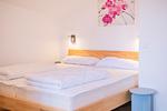 Schlafzimmer - Maisonette-Wohnung 55/27 mit Seeblick - Top-Hundeurlaub