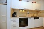 Küchenzeile mit Backofen und Spülmaschine - Wohnung 01-4 - Top-Hundeurlaub