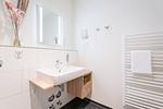 Badezimmer - Deluxe-Apartment 2.07 mit Strandkorb am Strand - Top-Hundeurlaub