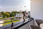 Balkon - Deluxe-Suite 2.04 mit Ost Loggia und Wellness - Top-Hundeurlaub