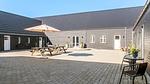 outside - Ferienhaus für 38 Personen (670 m²) - Top-Hundeurlaub
