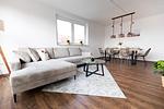 Wohnzimmer - Hello Holidays: Penthouse | BBQ | Balkon | Parkplatz - Top-Hundeurlaub