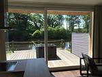 Terrasse - Hello Holidays: Sonnenglut | Seeterrasse | Sauna | Park - Top-Hundeurlaub