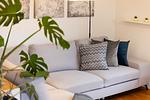 Wohnzimmer - Hello Holidays: Home | Zentral | Terrasse | Parkplatz - Top-Hundeurlaub