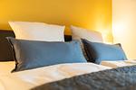 Schlafzimmer - Hello Holidays: Wellenreiter | Penthouse | Sauna | Park - Top-Hundeurlaub