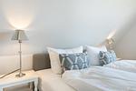 Schlafzimmer - Haus Weissenburg Whg. OG Ost - Top-Hundeurlaub