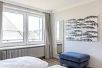 Schlafzimmer - Haus Weissenburg Whg. OG Ost - Top-Hundeurlaub
