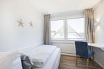 Schlafzimmer - Haus Weissenburg Whg. OG Ost - Top-Hundeurlaub