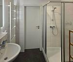 Badezimmer - Hummel Hummel - Top-Hundeurlaub