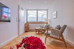 Wohnzimmer mit Smart-TV - fewo1846 - Nordlicht - Top-Hundeurlaub