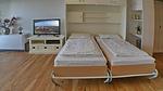 Bequemes Schrankbett im Wohn-/Schlafraum - Hanseatenhaus im Zentrum App. 88 Eastview - Top-Hundeurlaub