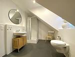 Dusche / WC mit Fenster - Haus Ziemer 2-Zimmerwohnung Nr. 2 (32b) - Top-Hundeurlaub