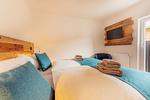 Wasserregal_Schlafzimmer1a - Wasserregal - Top-Hundeurlaub