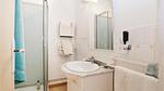 bathroom - Ferienwohnung für 4 Personen (30 m²) in Pianottoli-Caldarello - Top-Hundeurlaub