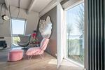 Wohnbereich im 1 OG mit Meerblick, TV-Ecke, Essbereich und Küche - Haifischsieben - Top-Hundeurlaub
