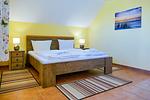 Schlafzimmer - Ferienwohnung Sammy - Urlaub in ruhiger Lage mit Hund - Top-Hundeurlaub