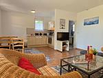 Wohnzimmer - Ferienwohnung Seehund für Ostsee-Urlaub mit Hund in ländlicher Lage auf Rügen - Top-Hundeurlaub