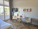 Wohnzimmer - Alter Reichshof, Ap. 303 mit Meerblick und Balkon - Top-Hundeurlaub