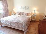 Schlafzimmer - Ferienwohnung Kleiner Seeigel in Sassnitz auf Rügen mit Terrasse - Top-Hundeurlaub