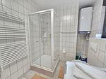 Badezimmer - FeWo Ostseeglück im Jasmund-Paradies mit Terrasse und haustierfreundlich - Top-Hundeurlaub