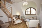 Wohnzimmer - Haus: Terrasse, Garten - Top-Hundeurlaub