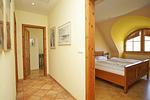 Schlafzimmer - Haus: Terrasse, Garten, Sauna - Top-Hundeurlaub