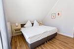 Schlafzimmer - * Ferienwohnung am Yachthafen * optional mit Bootsliegeplatz im Haus 7 (7/A 8) - Top-Hundeurlaub