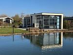 Chalet IJssel Oase mit Zaun Haus Nr. 77 - Top-Hundeurlaub