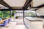 Ferienhaus HUF-Haus in Waren (Waren Müritz) Blick in die Küche mit Essbereich - HUF-Haus - Top-Hundeurlaub