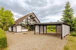 Ferienhaus HUF-Haus in Waren (Müritz) Blick auf Haus und Carport - HUF-Haus - Top-Hundeurlaub