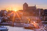 Ferienhaus HUF-Haus in Waren (Müritz) Blick auf den Warener Hafen bei Sonnenuntergang - HUF-Haus - Top-Hundeurlaub